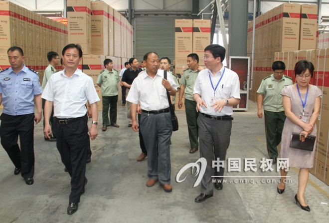 省消防安全专项整治督察组莅临我县
