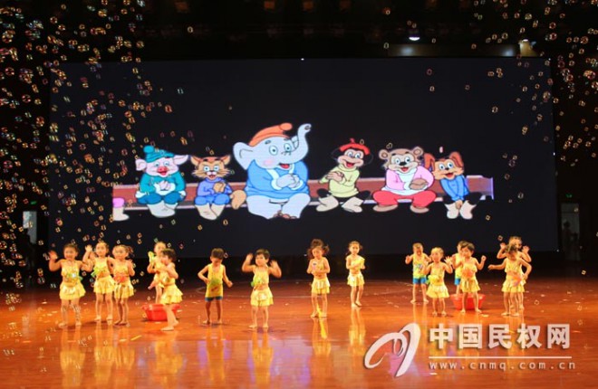 县直幼儿园举行庆祝“六一”儿童节文艺汇演
