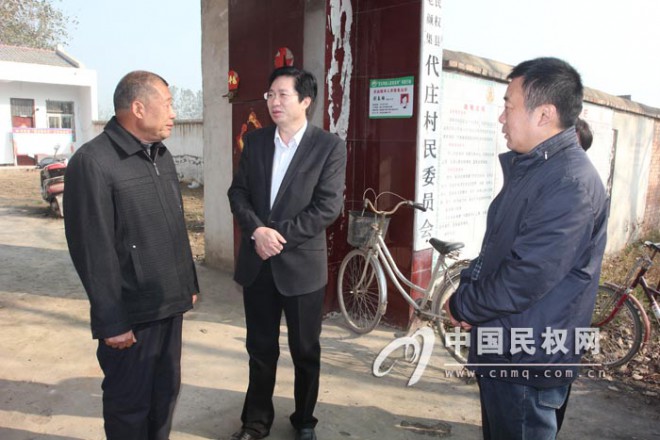 省派督导组副组长郭亚平到我县督导村级组织换届工作开展情况