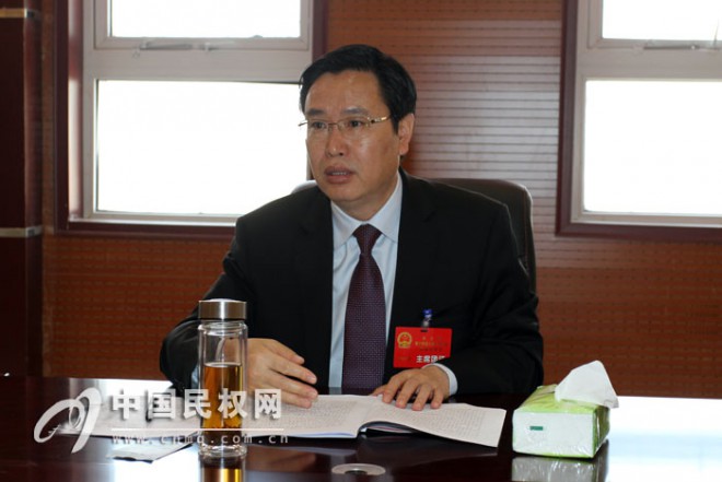 县委书记姬脉常参加北关镇代表团审议六个报告