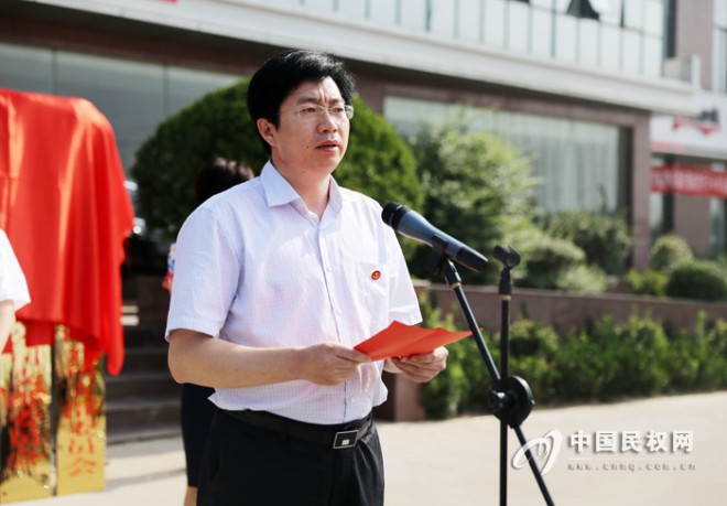 民权：12家新成立非公企业党支部集中揭牌