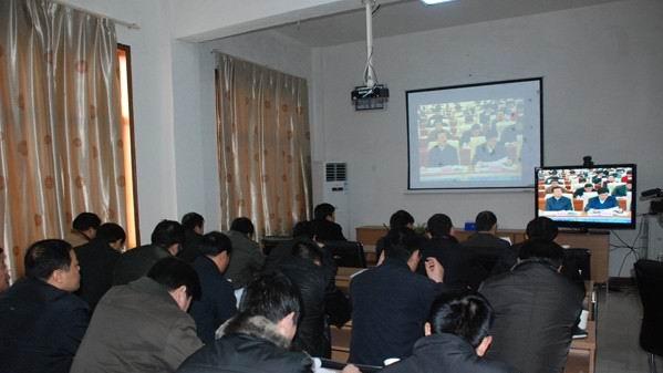我县组织收听收看严肃换届纪律保证换届风清气正视频会议