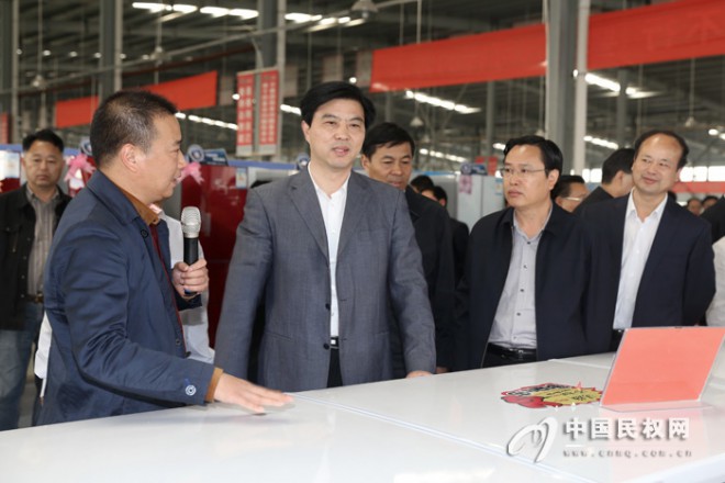 全市产业集聚区观摩团莅临民权观摩