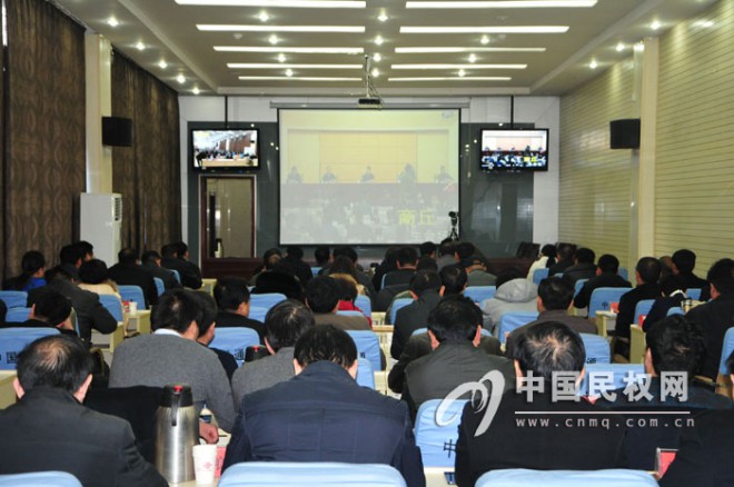 我县收听收看全省计划生育工作电视电话会议