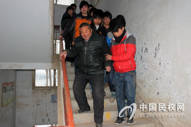 至善亲情——“民权好人”柴胜利：用脚板丈量亲情路的民权人
