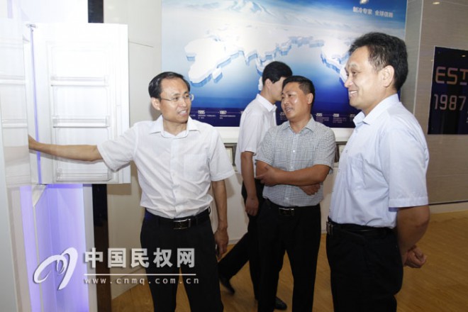 市委政研室副主任卞晓鹏到我县调研