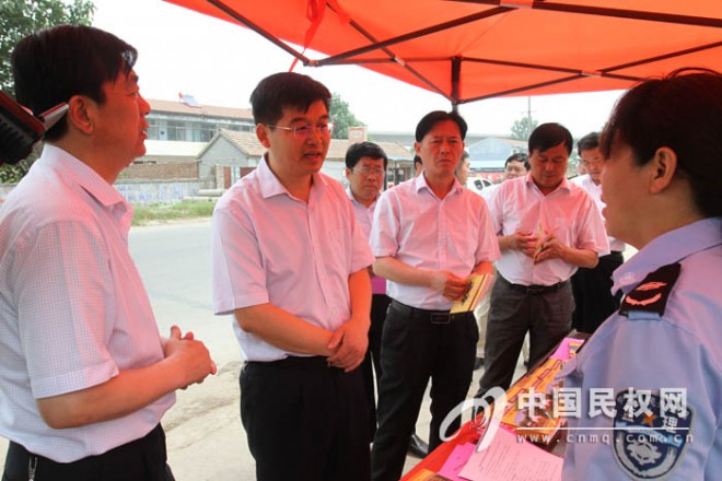 县长张团结深入乡镇检查指导“三夏”麦收和安全防火工作