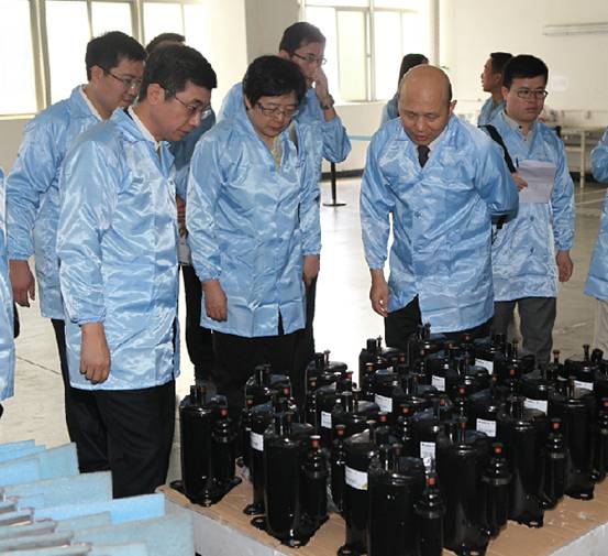 首批内销R290分体挂壁式房间空调器正式下线