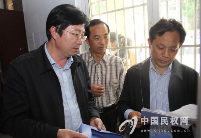 睢县考察团到我县参观学习“四议两公开”和便民服务站工作