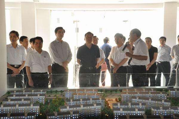省人大调研组莅临我县调研新型城镇化建设法制保障工作