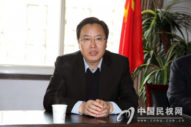 县领导看望慰问驻民官兵