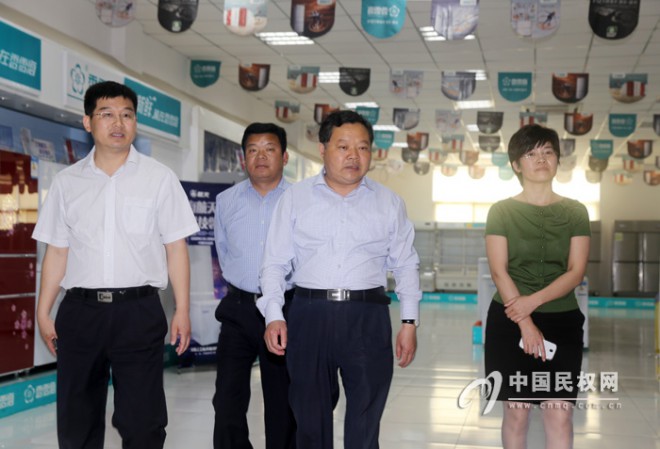 宿迁市委常委、宿迁经济开发区党工委书记许步健到我县参观考察