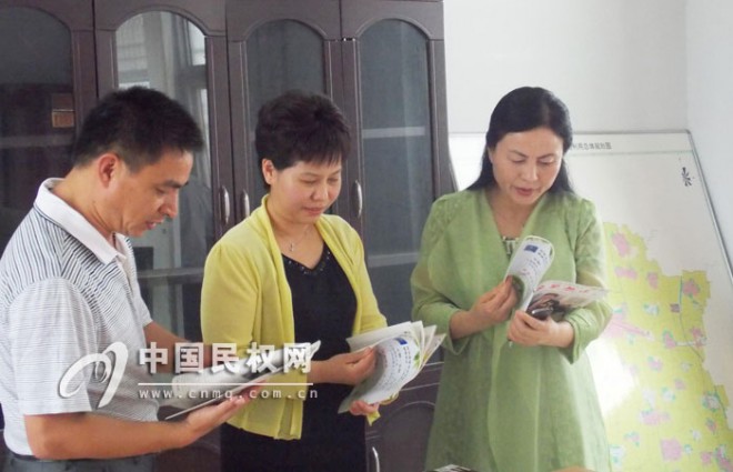 市科协党组书记郑玲一行调研我县全民科学素质工作开展情况