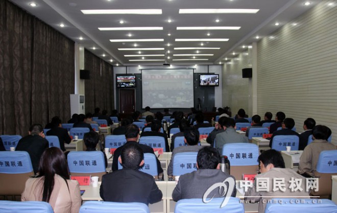我县组织收听收看全省经济运行电视电话会议