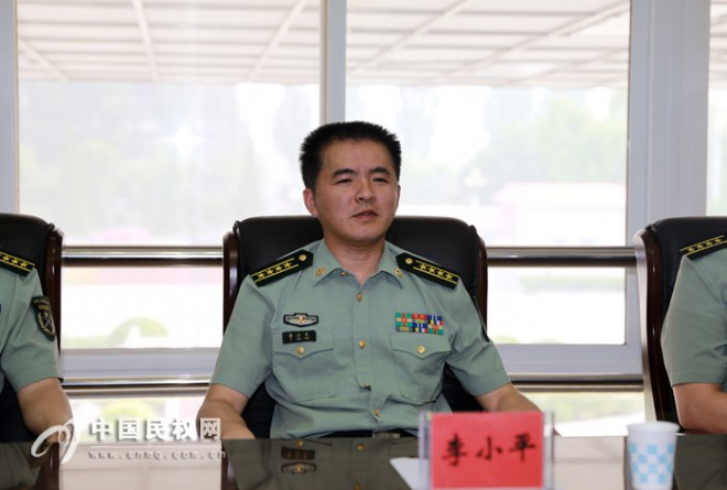 “八一”前夕 县领导走访慰问市军分区官兵