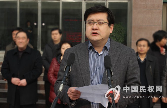 县四大家领导率先进行“送温暖、献爱心”捐助活动