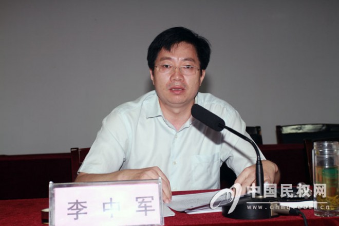 我县召开“机关干部进企业”暨“三联四带五争”活动工作会议
