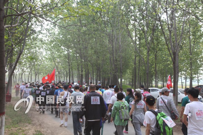 “香雪海杯”民权黄河故道林海湿地徒步穿越比赛成功举行