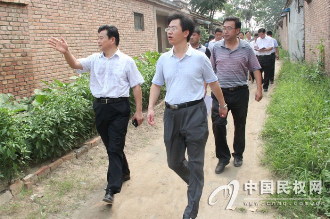县委常委、统战部长张爱军现场督导我县第六片区拆迁工作