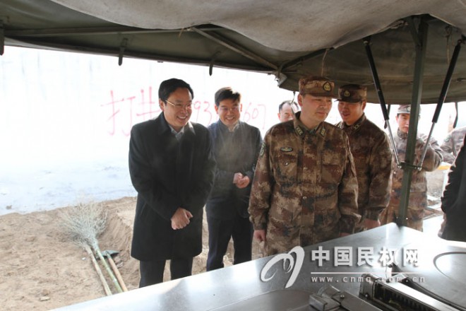 县领导走访慰问第20集团军通讯团官兵
