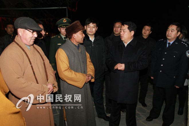 县委书记王仲田查看宗教活动场所安全工作