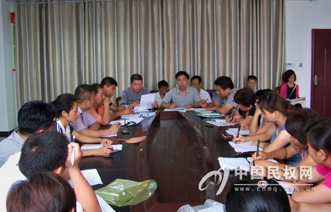 县统计局召开全县统计法律知识培训会