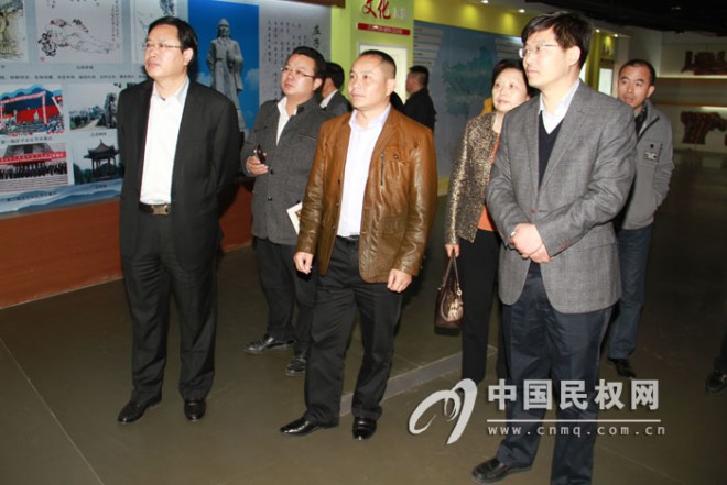 广东省河南商会照明电器分会一行莅民考察