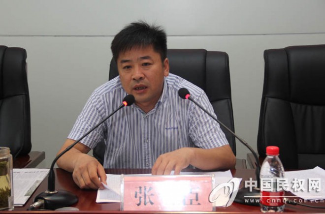 县纪委对县民政局、财政局集中宣讲解读“两个责任”