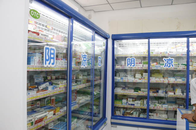 杏林医药连锁药品阴凉柜工程案例
