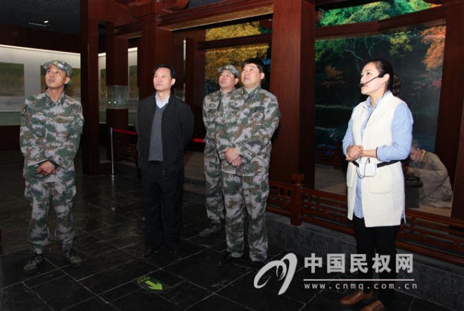 商丘军分区政委黄为忠到我县调研人武工作