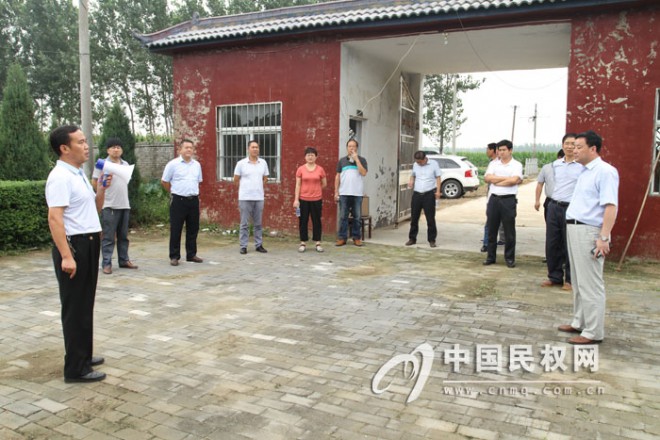 舞阳县考察团一行到我县考察学习殡葬改革工作