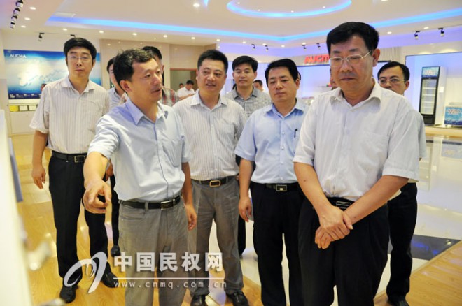 省商务厅厅长焦锦淼一行莅民调研