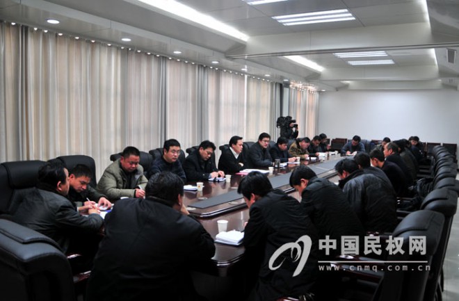 我县召开解决拖欠工程款及农民工工资问题专题会