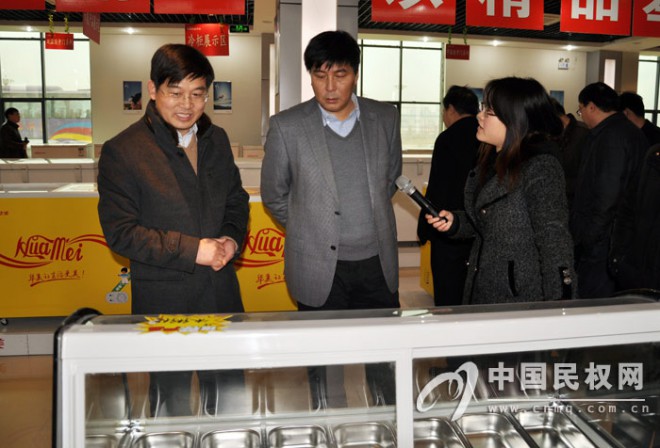 内黄县党政考察团到我县参观考察