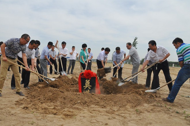 民权高新区“双喜临门” 两个亿元项目开工奠基