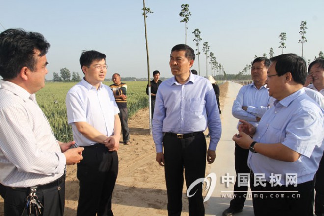 市长李公乐一行莅临我县调研高标准良田建设及文化产业发展工作