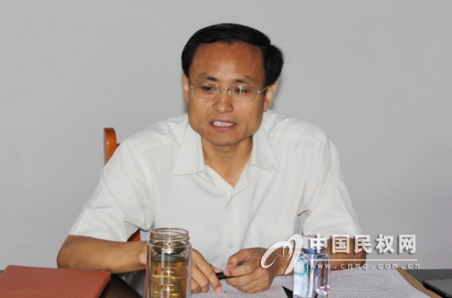 县委常委、县委办主任辛永礼到野岗乡指导领导班子民主生活会