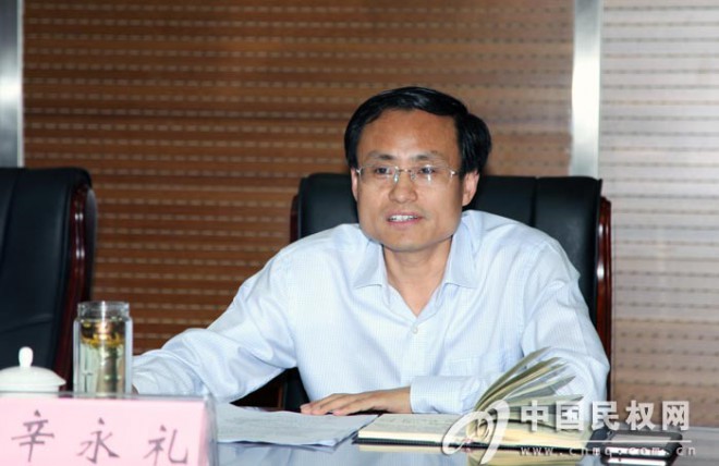 市委“三严三实”调研组莅临我县进行专题调研