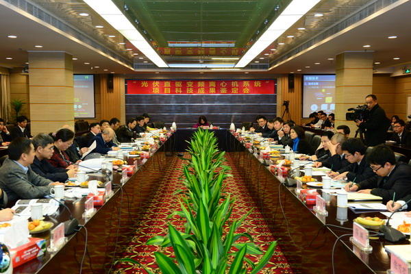 光伏直驱变频离心机让格力再夺全球制冷技术制高点