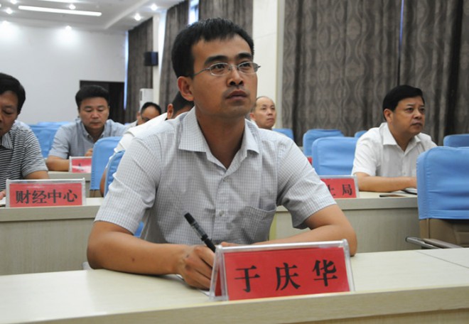 我县组织收听收看全省保障性安居工程工作电视电话会