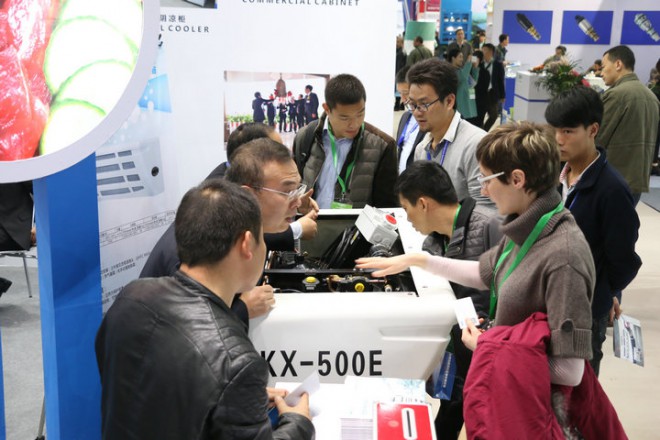 凯雪冷链发布全电冷藏车及超薄微型车用制冷机组