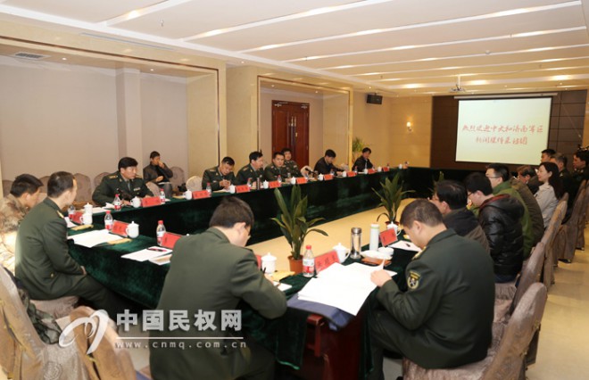 中央主流媒体聚焦报道李瑛同志关爱“孤儿兵”先进事迹