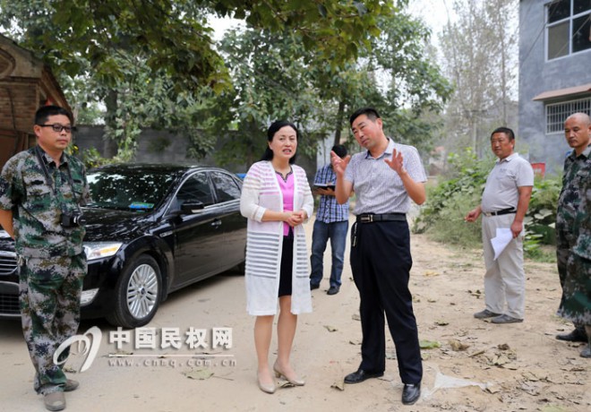 副县长刘艳春到王庄寨镇调研秸秆禁烧和计划生育依法行政工作