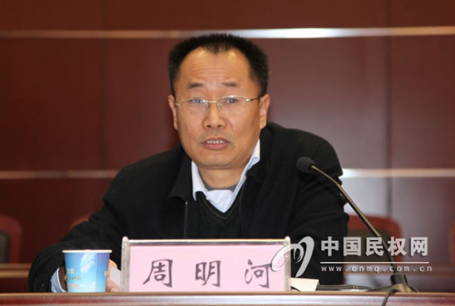 我县召开推行依法逐级走访工作动员大会