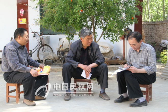 民权县人防办走访联系户争做群众贴心人