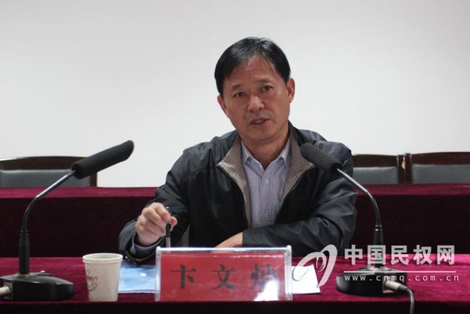 我县正式启动强制淘汰党政机关、行政事业单位、国有企业黄标车、老旧车工作