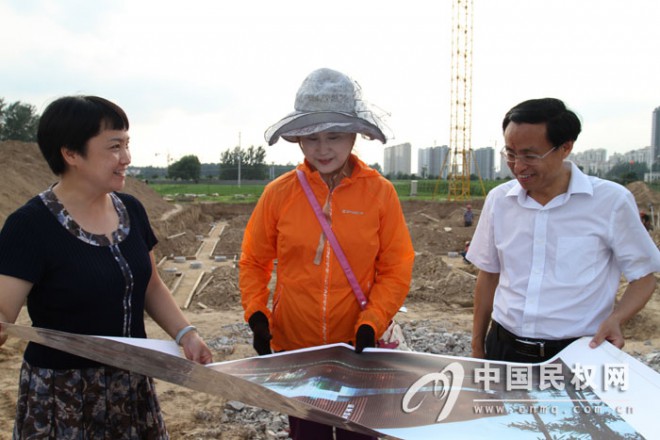 市档案局局长崔扬到我县调研档案馆建设工作