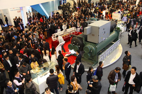 格力惊艳制冷展 直流变频离心机受瞩目