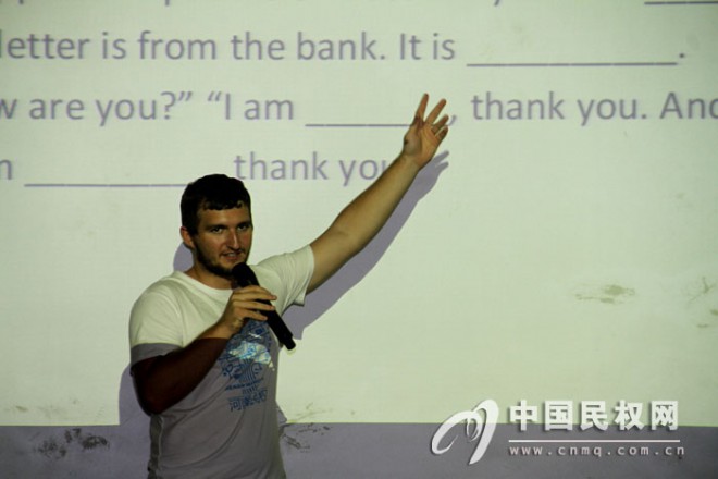 清华大学到我县开展中美大学生暑期教育扶贫社会实践活动