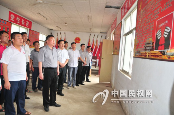 老颜集乡集中参观学习廉政警示宣传知识